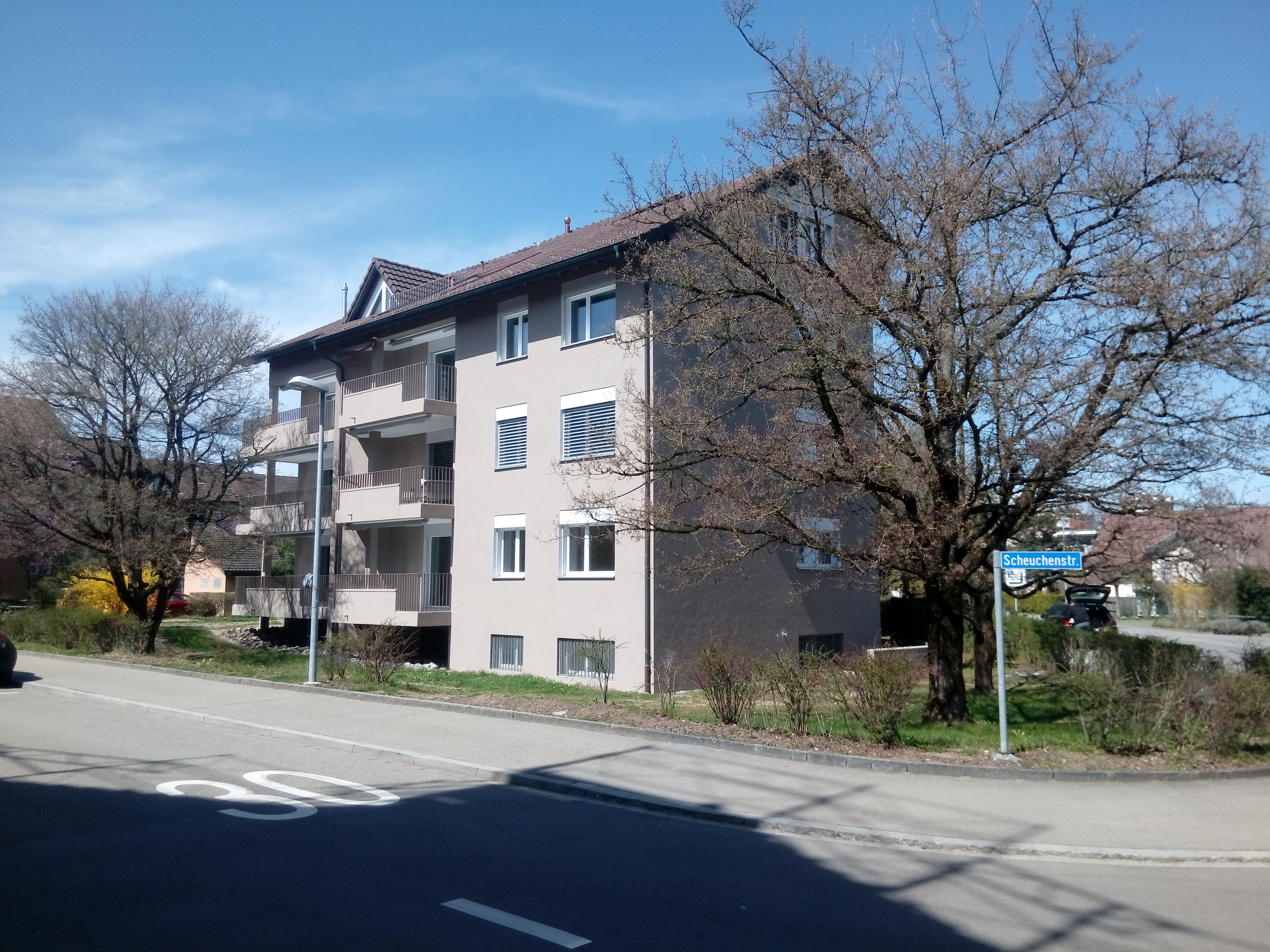 Umbau Wohnhaus mit Mietern